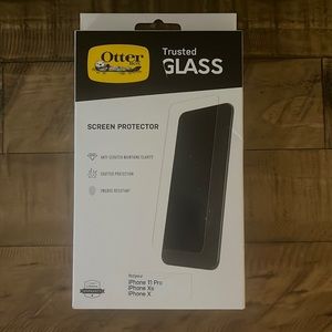NWOT Otter Box iPhone 11 Pro Screen Protector.